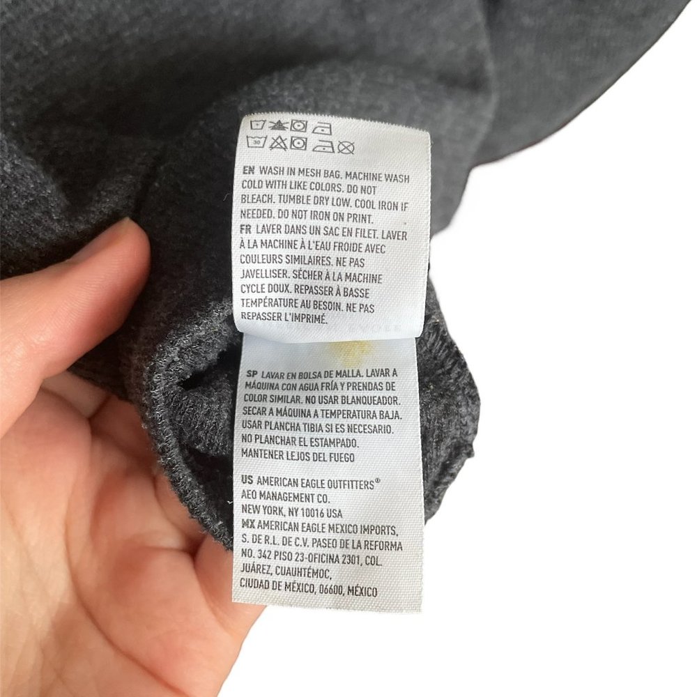 American Eagle Basic Cropped Lace Dark Grey Coque… - image 4